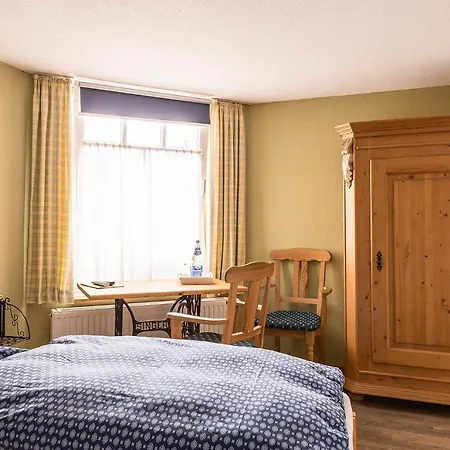 Issums Hotel-pension *